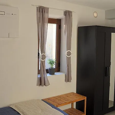 Li Gutti Bed and Breakfast 3*